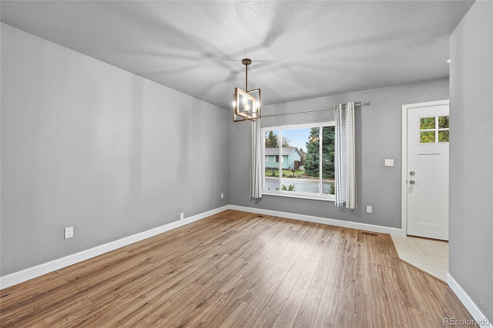 8682 W Stanford Avenue Littleton CO 80123
