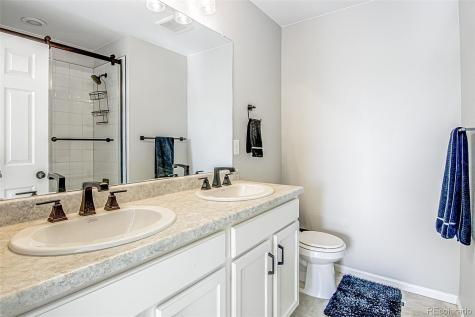 3856 N Fultondale Street Aurora CO 80019