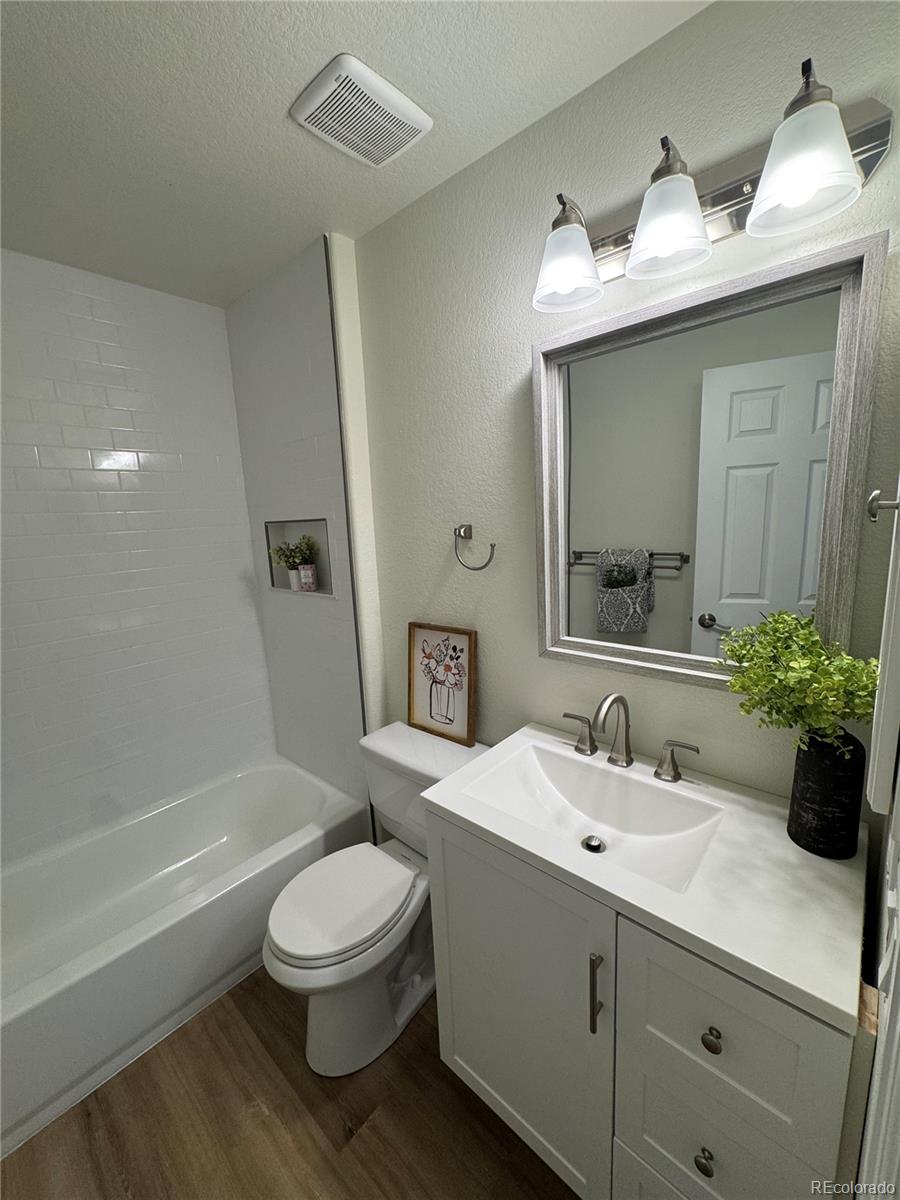 4301 W Kenyon Avenue Denver CO 80236