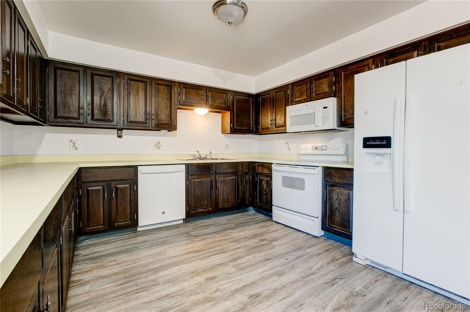 572 S Mcdonnell Street Byers CO 80103