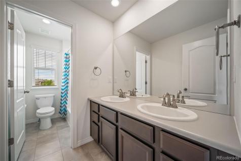 15924 Red Bud Drive Parker CO 80134