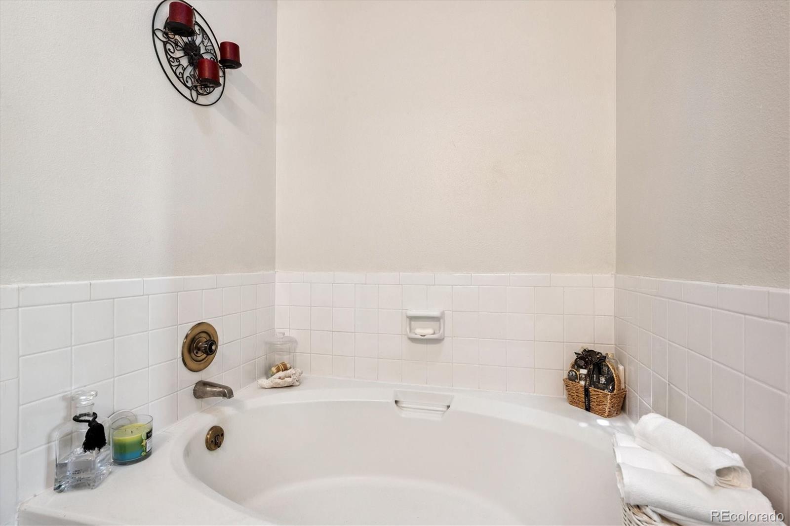 7705 S Hill Drive Littleton CO 80120