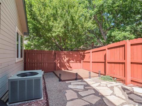 2242 S Moline Court Aurora CO 80014