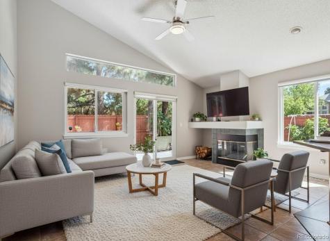 2242 S Moline Court Aurora CO 80014