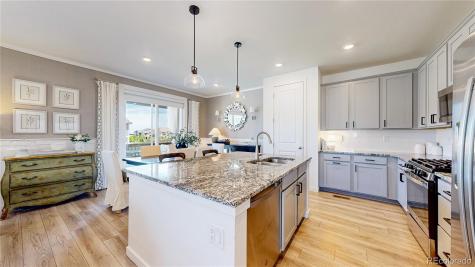17928 Galapagos Street Broomfield CO 80023
