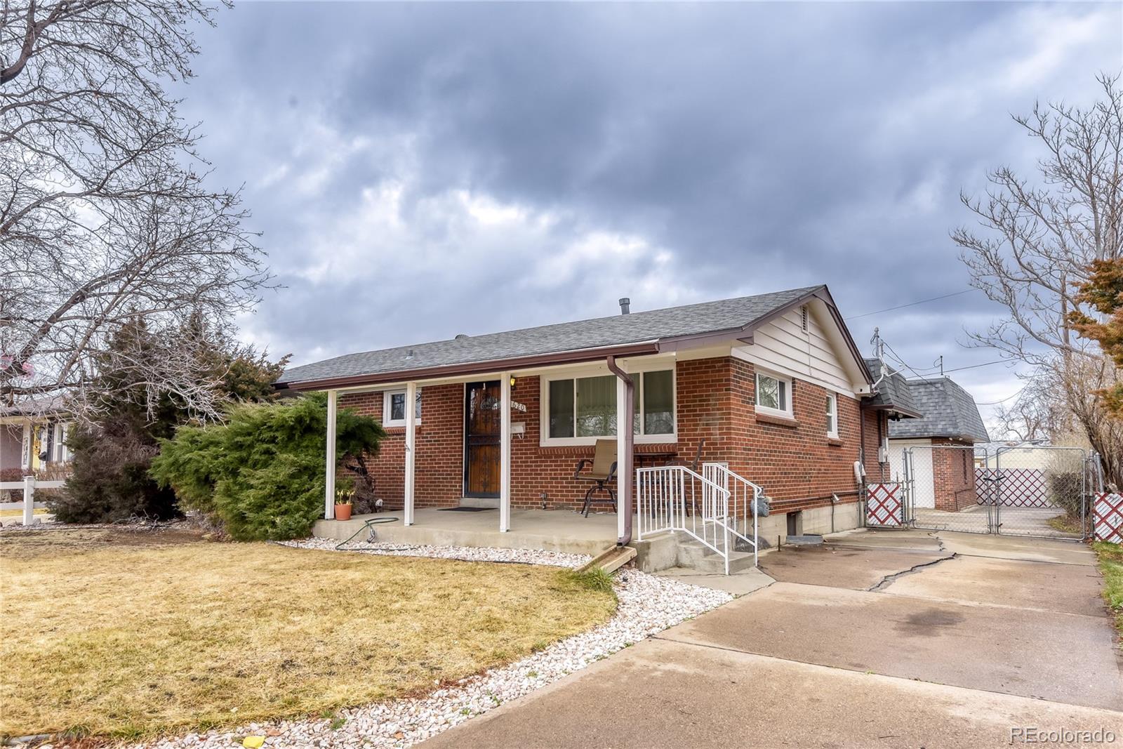 1620 S Perry Street Denver CO 80219