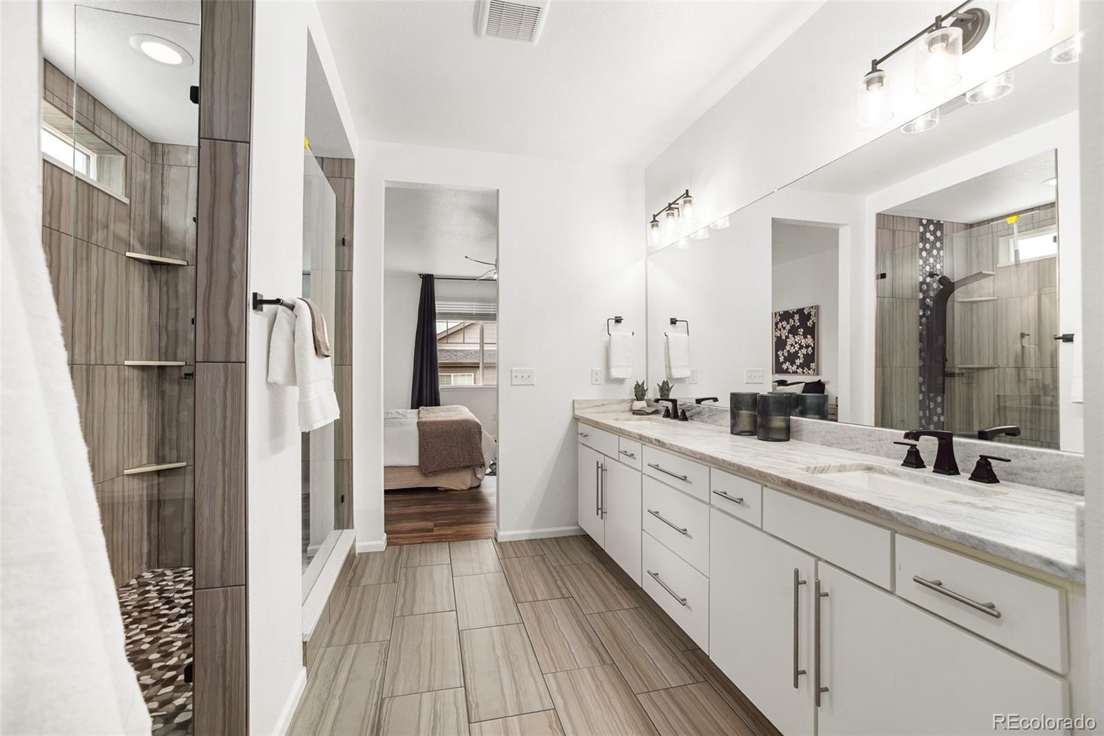 24777 E Alamo Place Aurora CO 80016
