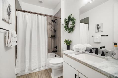 24777 E Alamo Place Aurora CO 80016