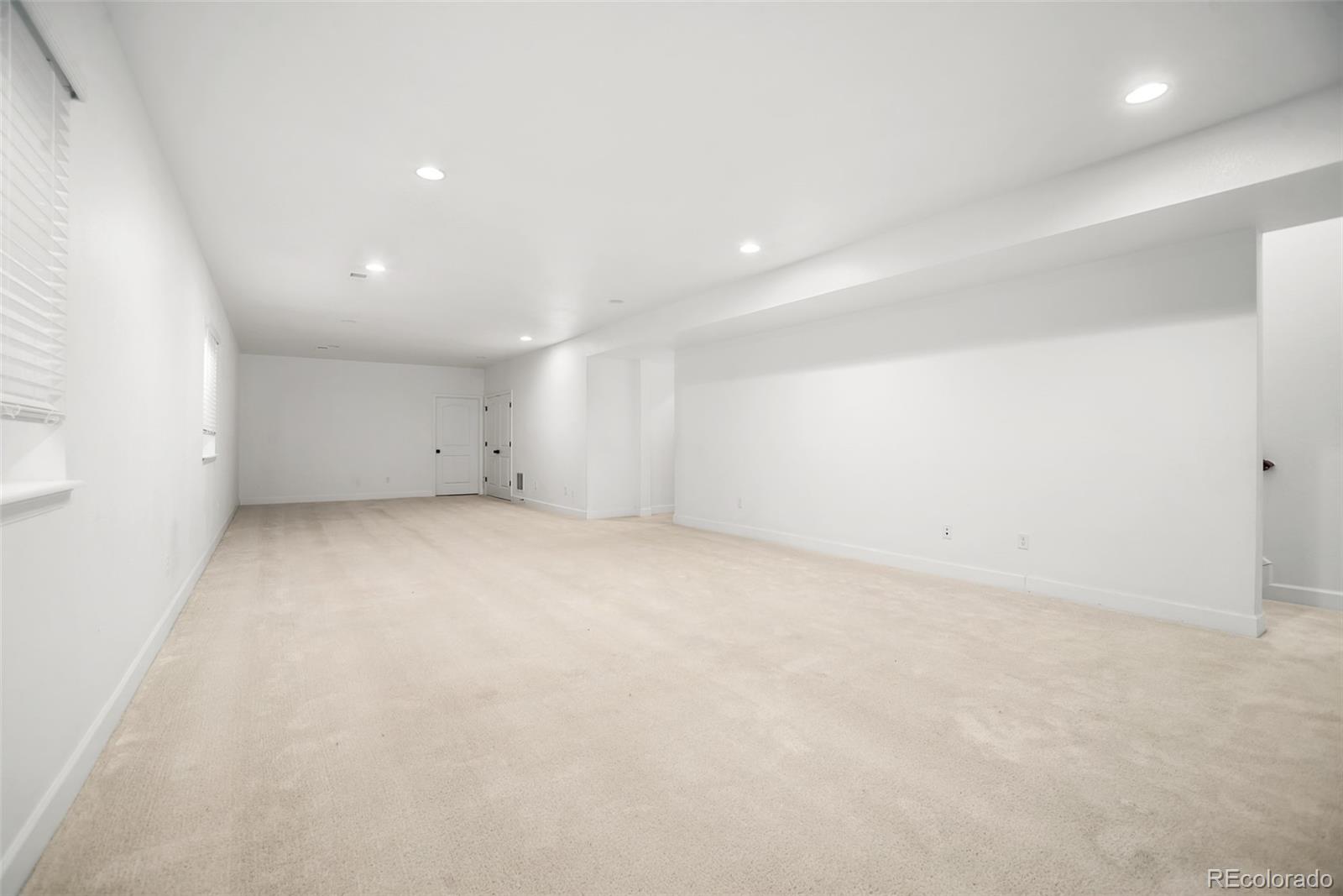 24777 E Alamo Place Aurora CO 80016