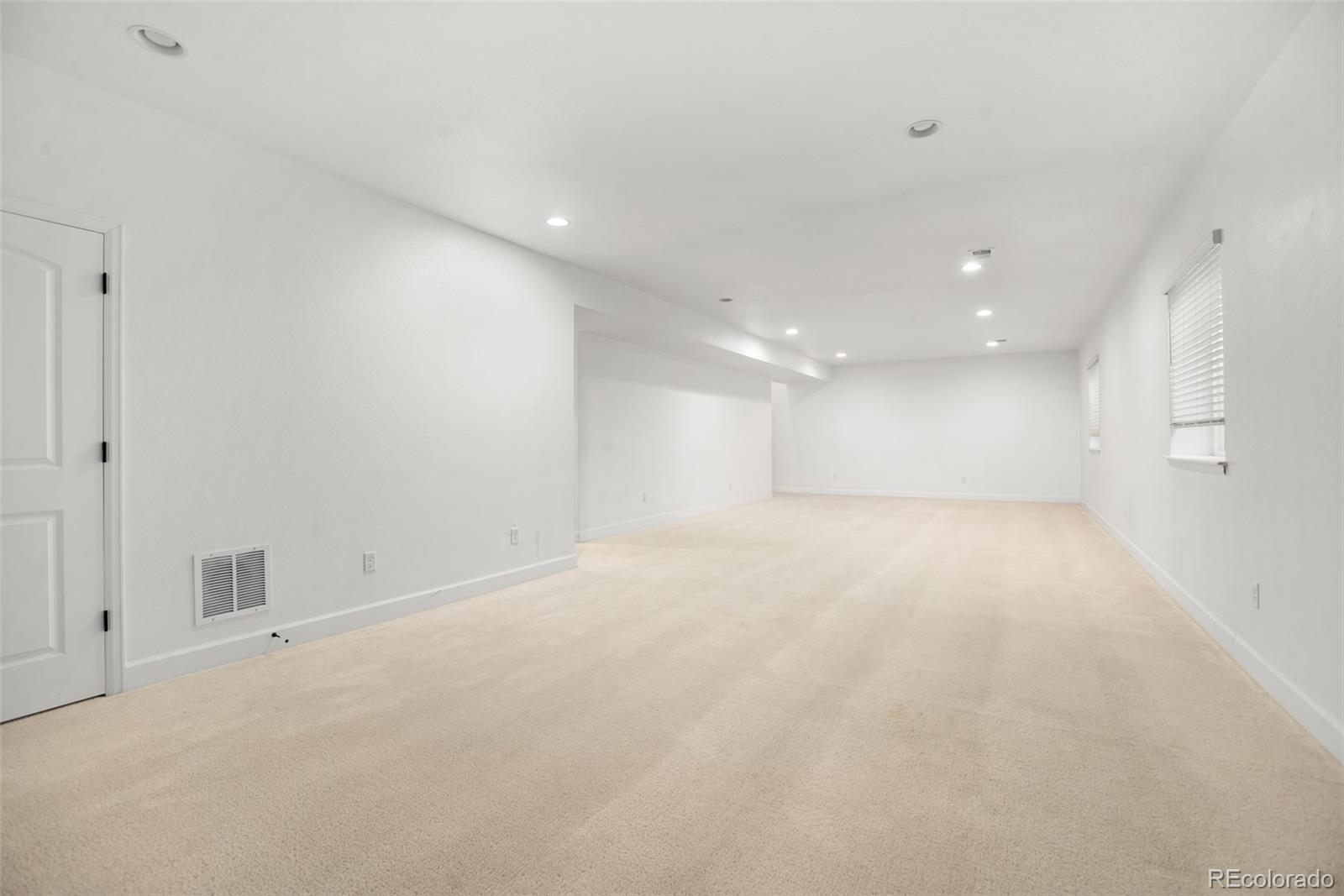 24777 E Alamo Place Aurora CO 80016
