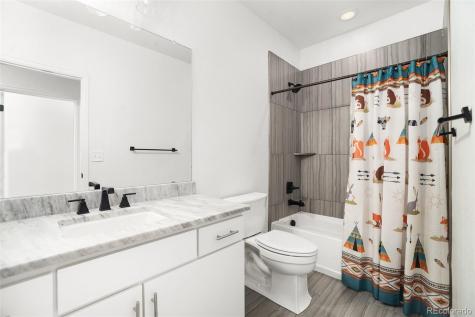 24777 E Alamo Place Aurora CO 80016