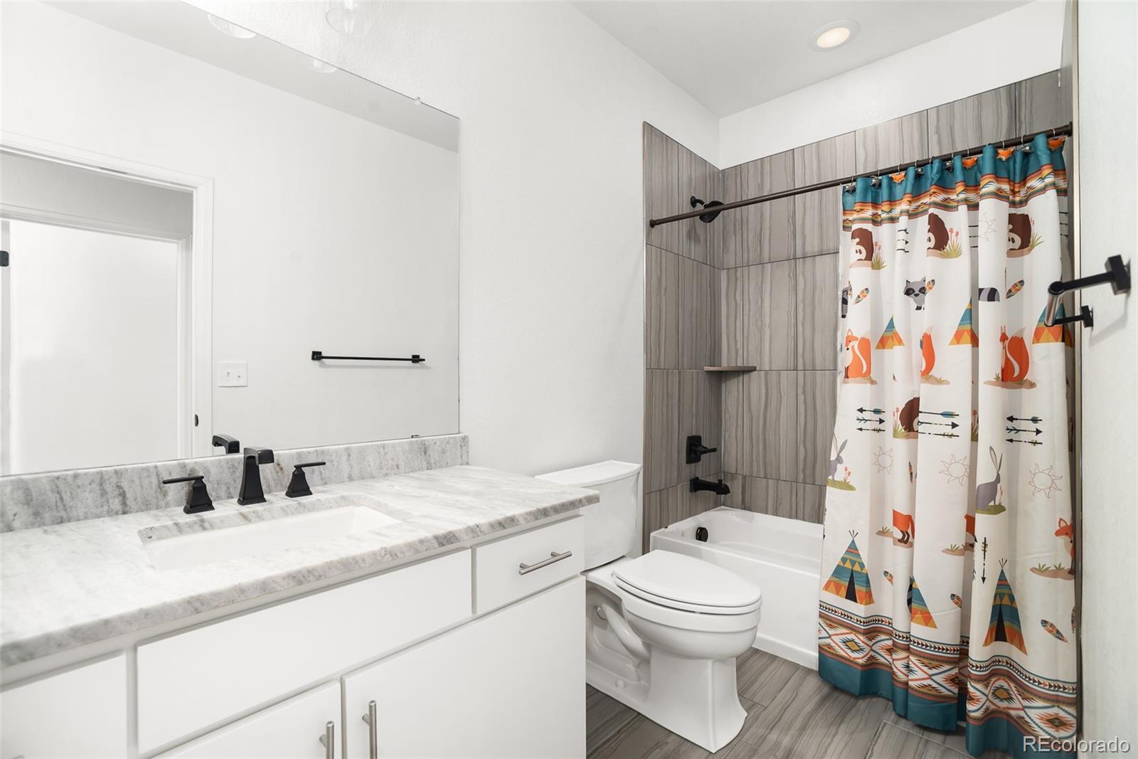 24777 E Alamo Place Aurora CO 80016