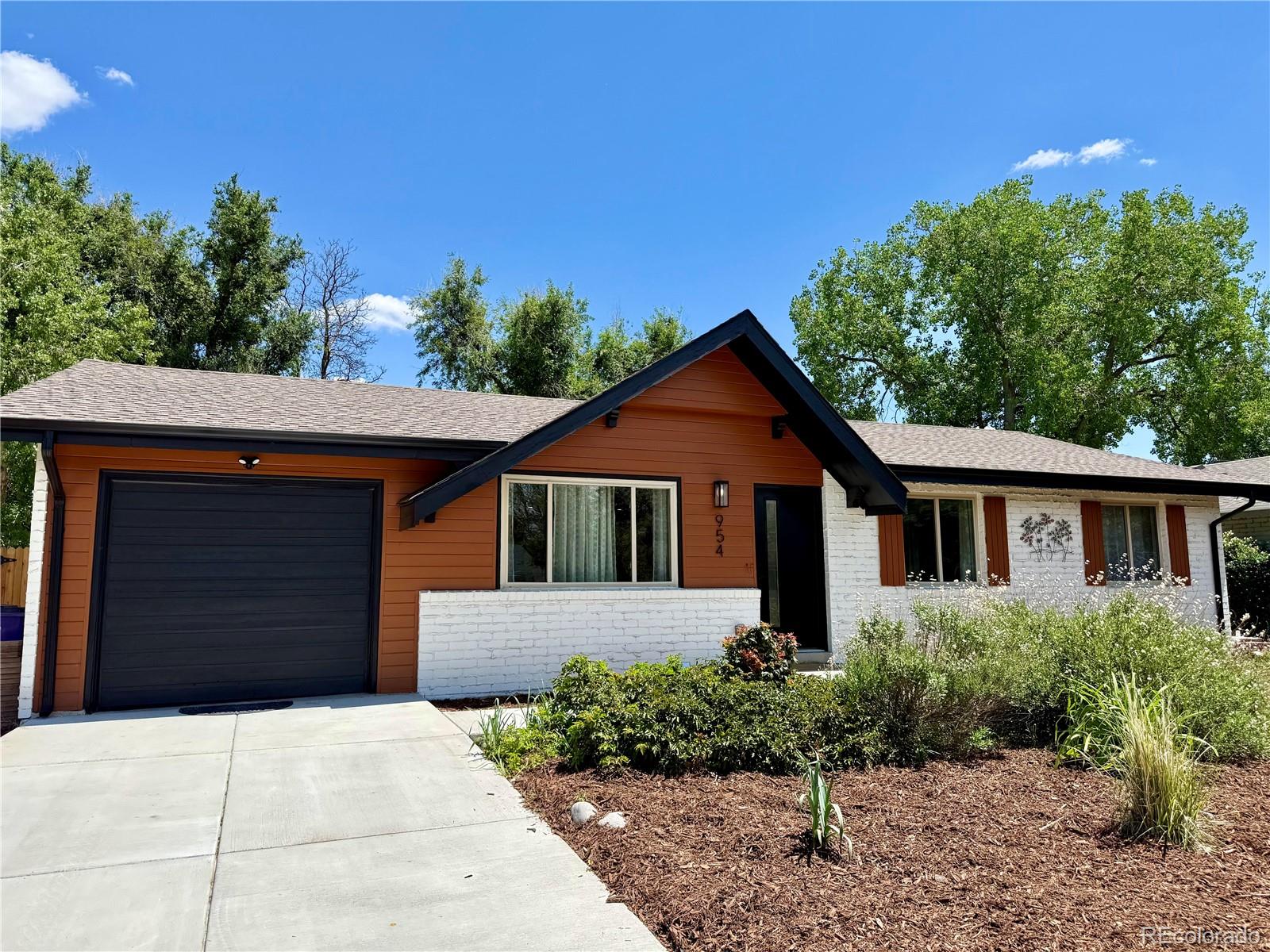 954 S Ivy Street Denver CO 80224