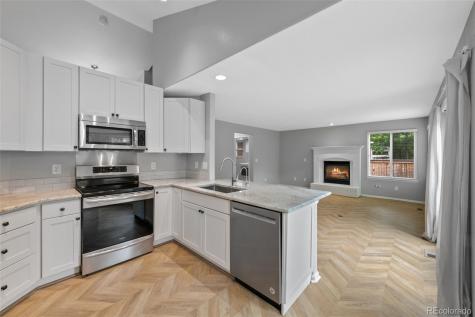 9985 Deer Creek Court Highlands Ranch CO 80129
