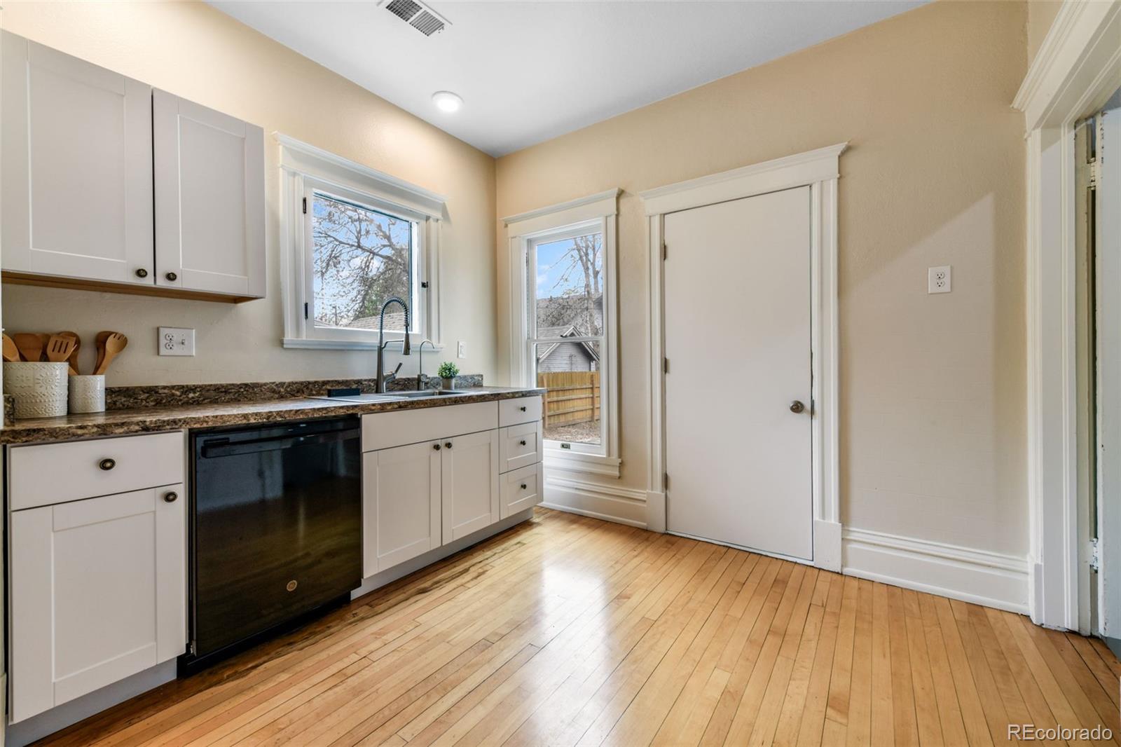 1208 N Corona Street Colorado Springs CO 80903