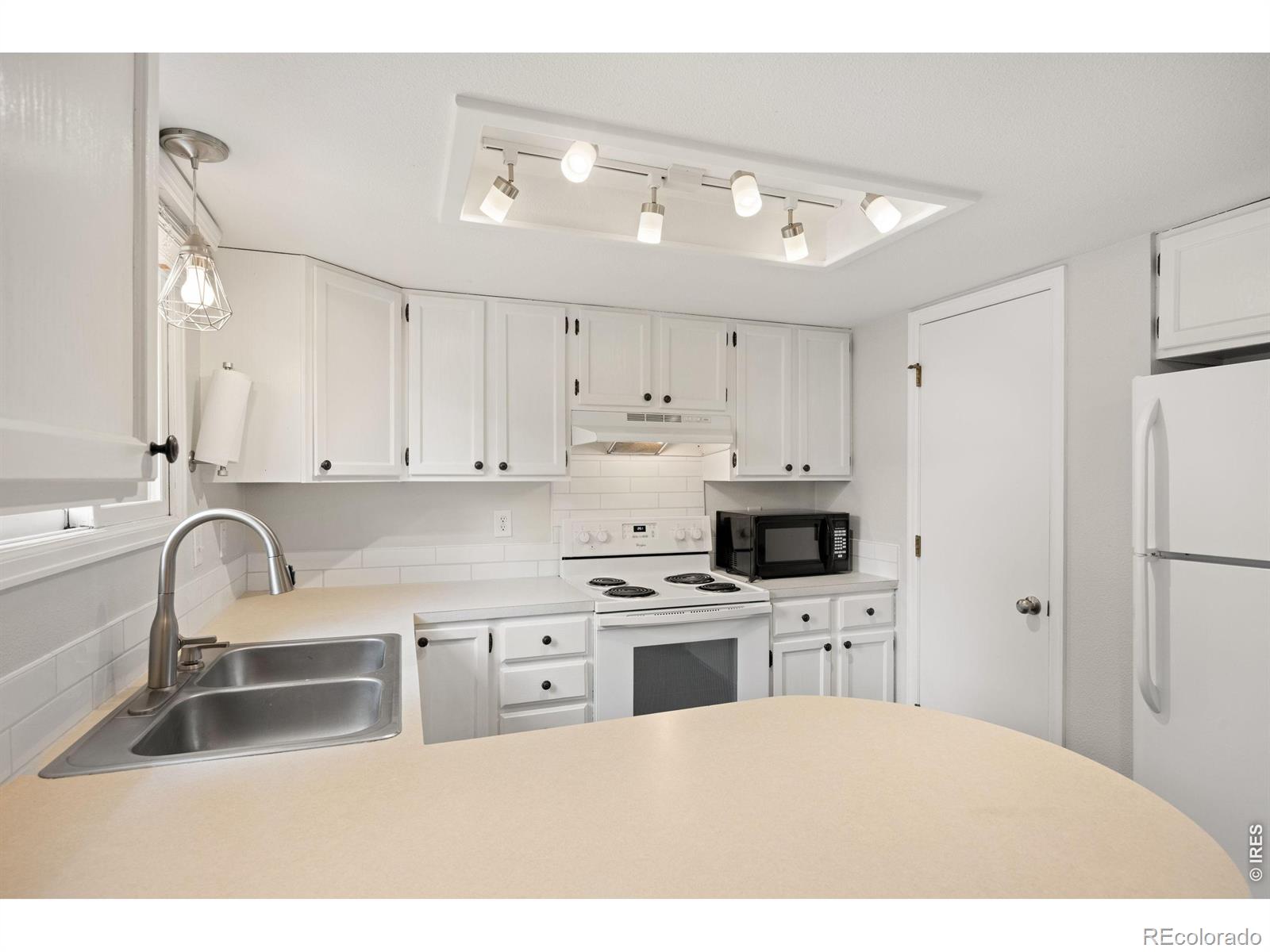 2025 Cheyenne Avenue Loveland CO 80538