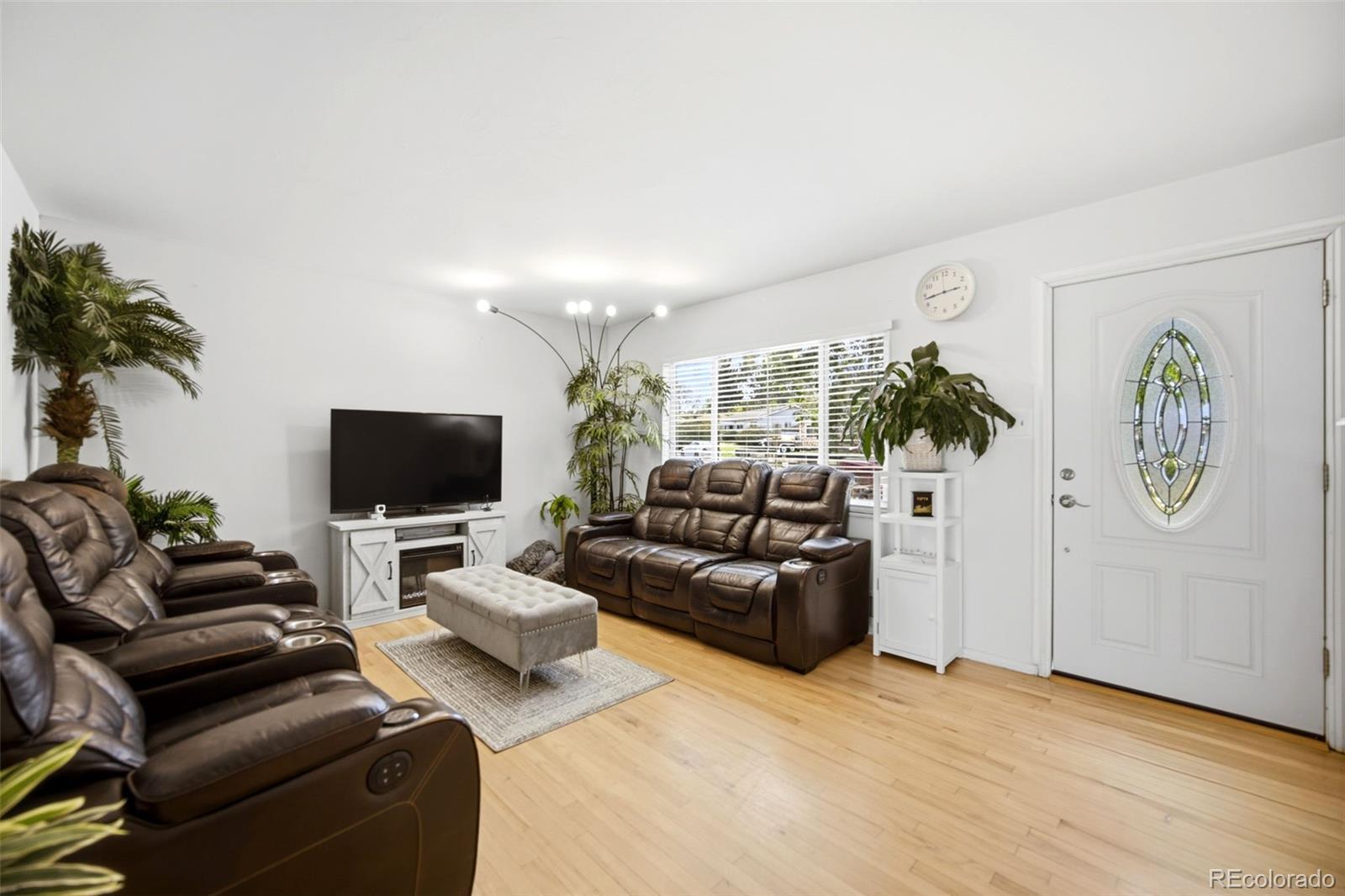 1800 S Vrain Street Denver CO 80219