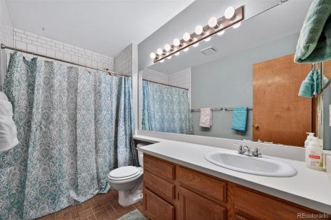 9222 Crestmore Way Highlands Ranch CO 80126