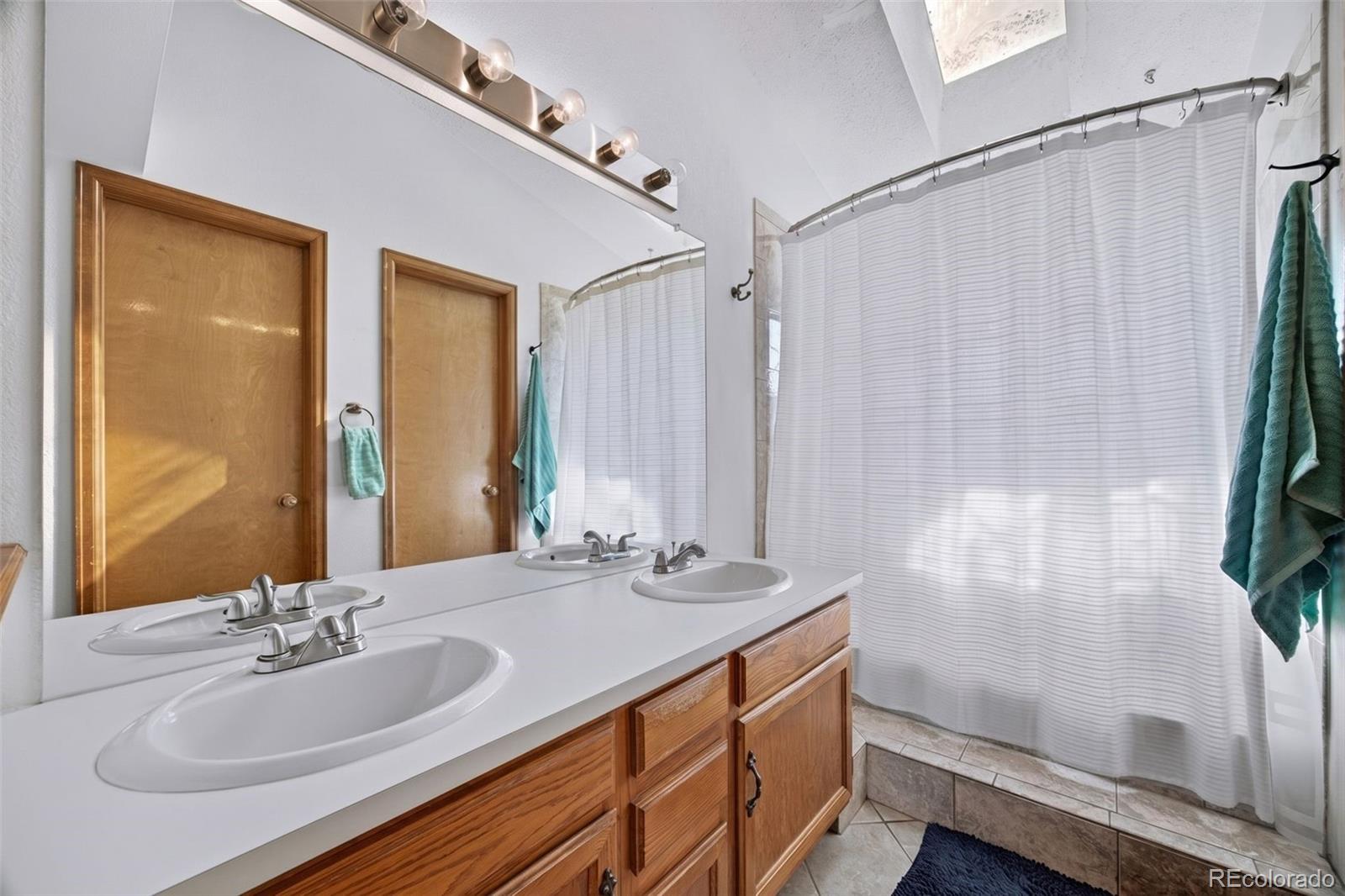 9222 Crestmore Way Highlands Ranch CO 80126