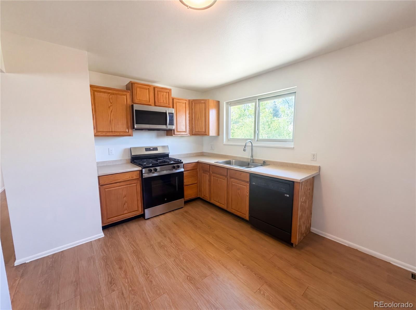 1902 E 116th Place Northglenn CO 80233