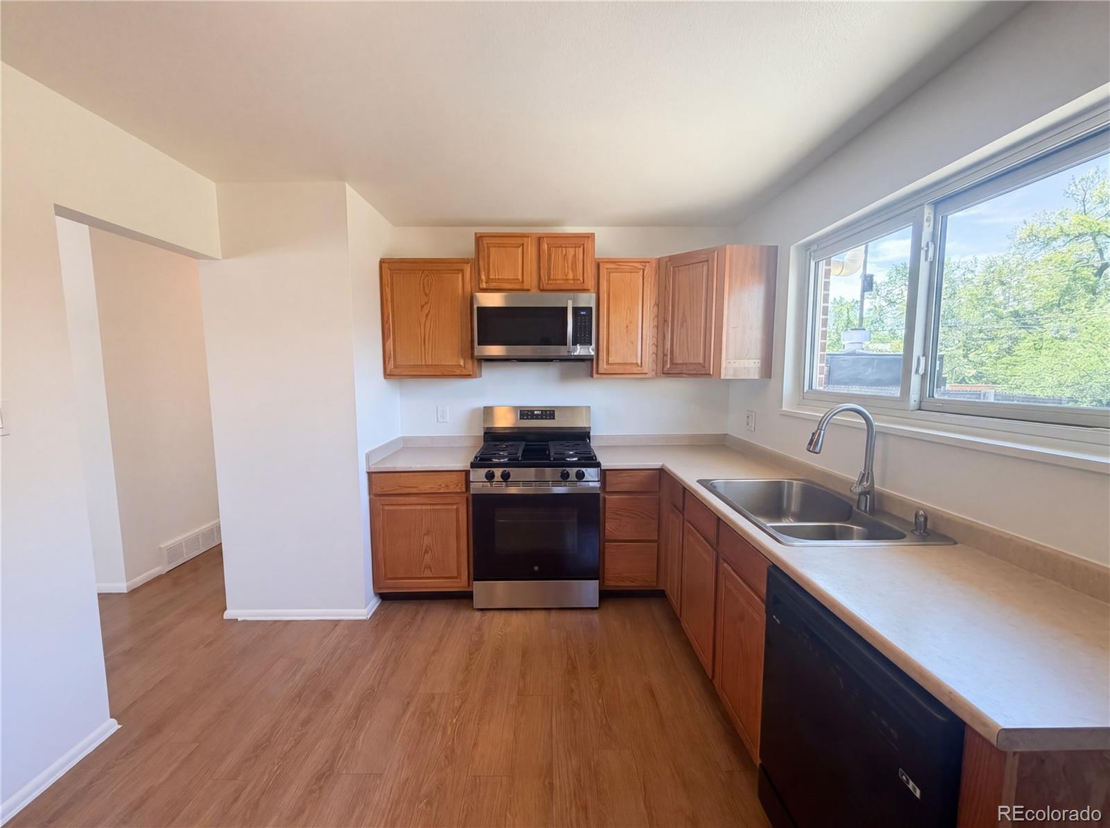 1902 E 116th Place Northglenn CO 80233