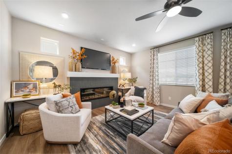22362 E 38th Place Aurora CO 80019