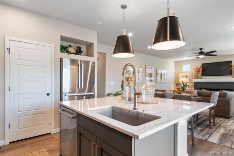 22362 E 38th Place Aurora CO 80019