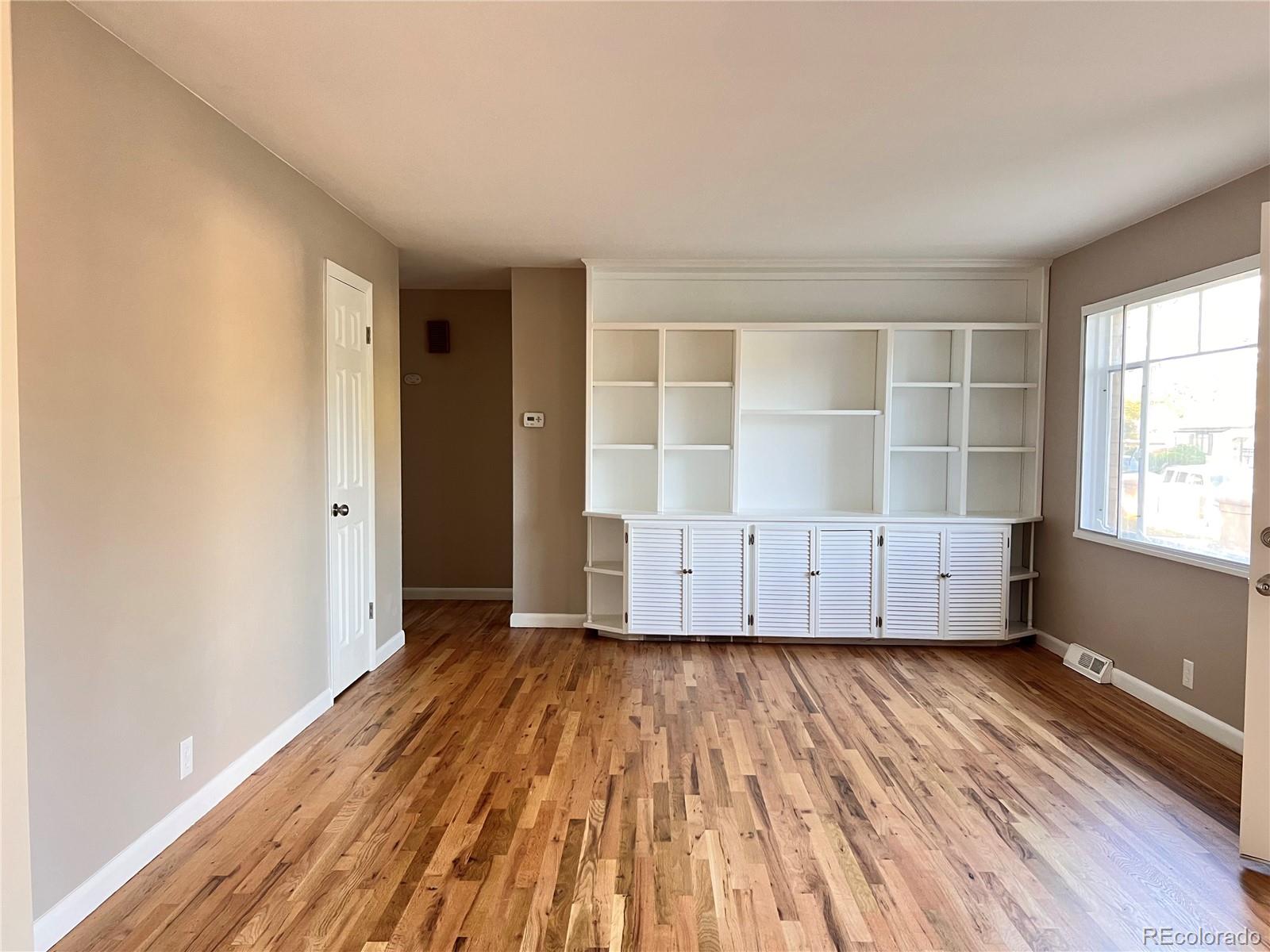 885 Ironton Street Aurora CO 80010