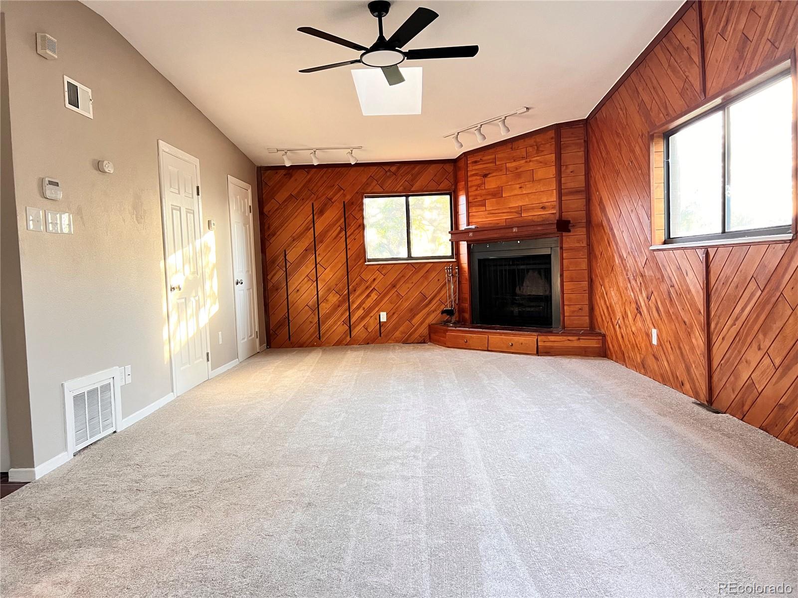 885 Ironton Street Aurora CO 80010