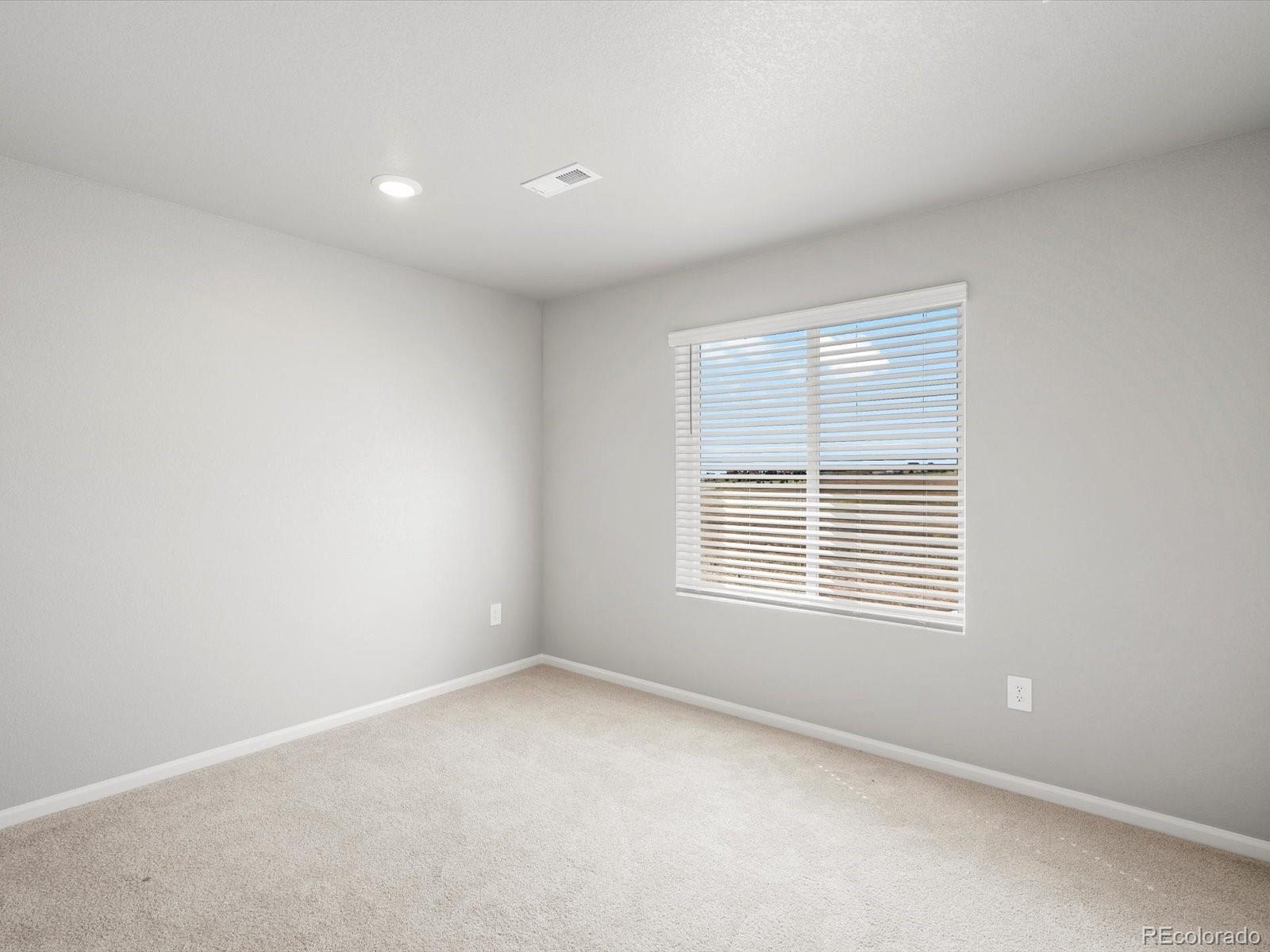 4661 Sunsplash Way Johnstown CO 80534