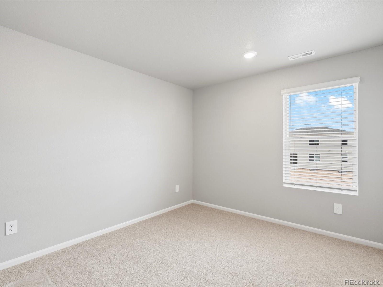 4661 Sunsplash Way Johnstown CO 80534