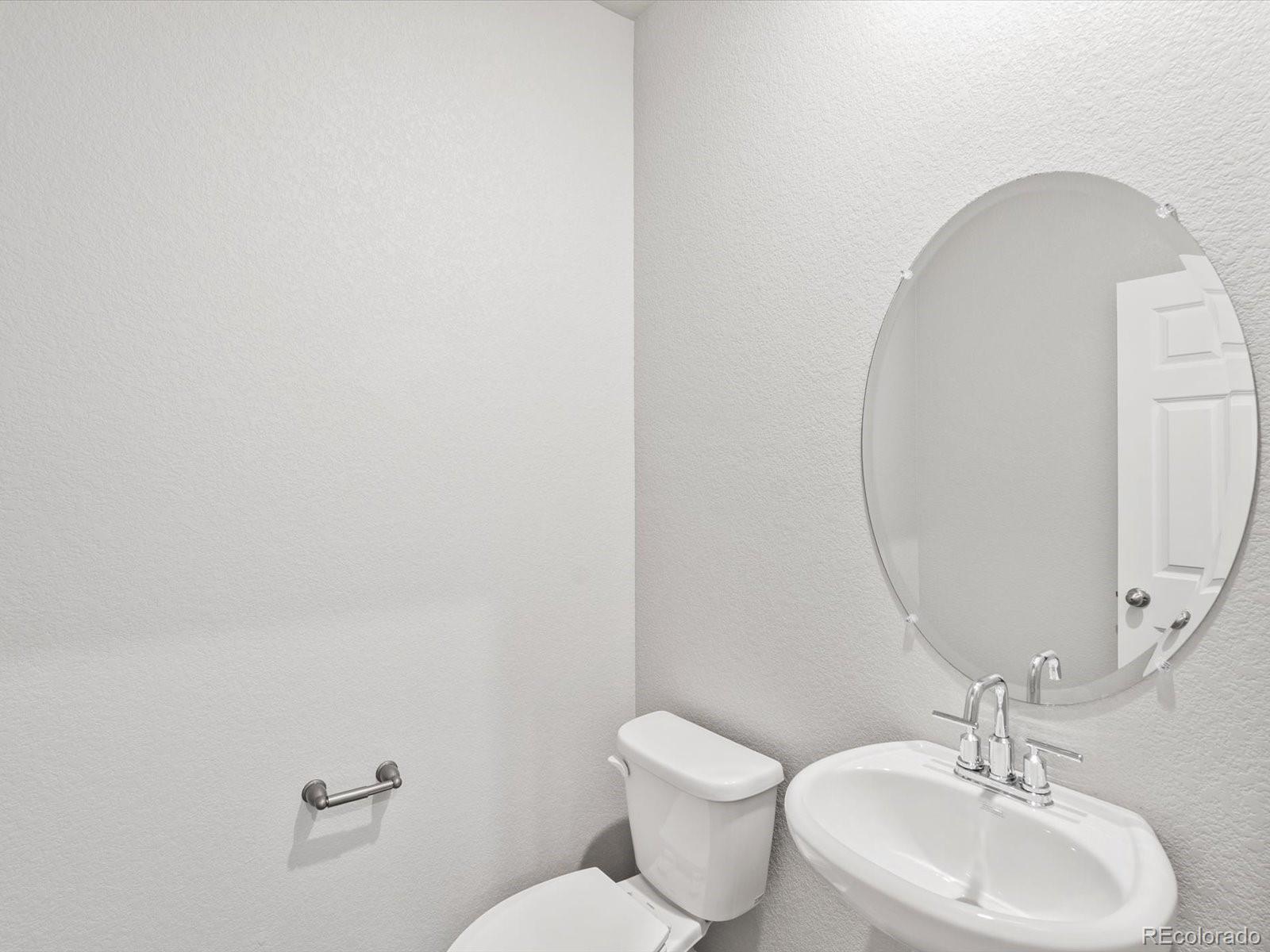 4661 Sunsplash Way Johnstown CO 80534