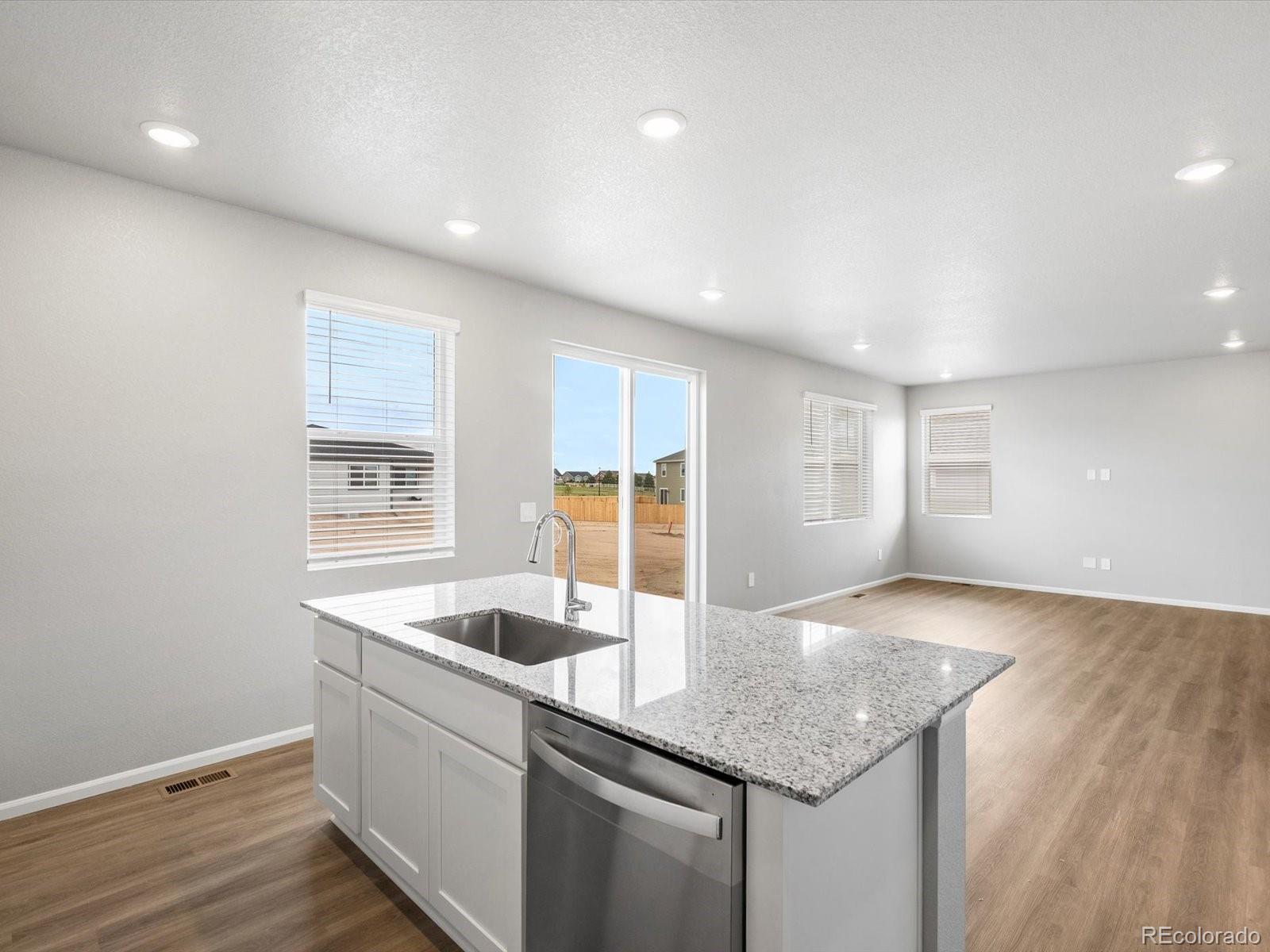 4661 Sunsplash Way Johnstown CO 80534