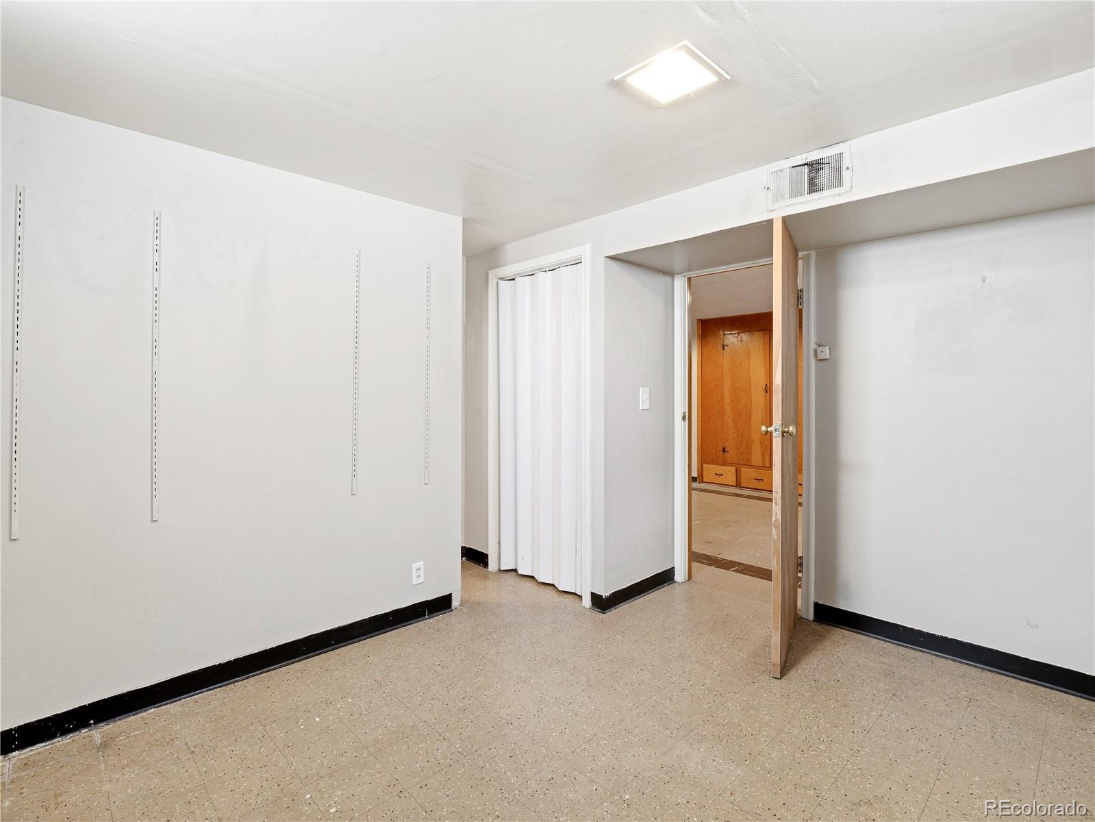 1466 S Chase Street Lakewood CO 80232