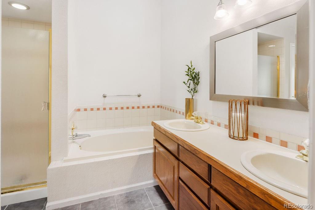 54 Wright Court Lakewood CO 80228