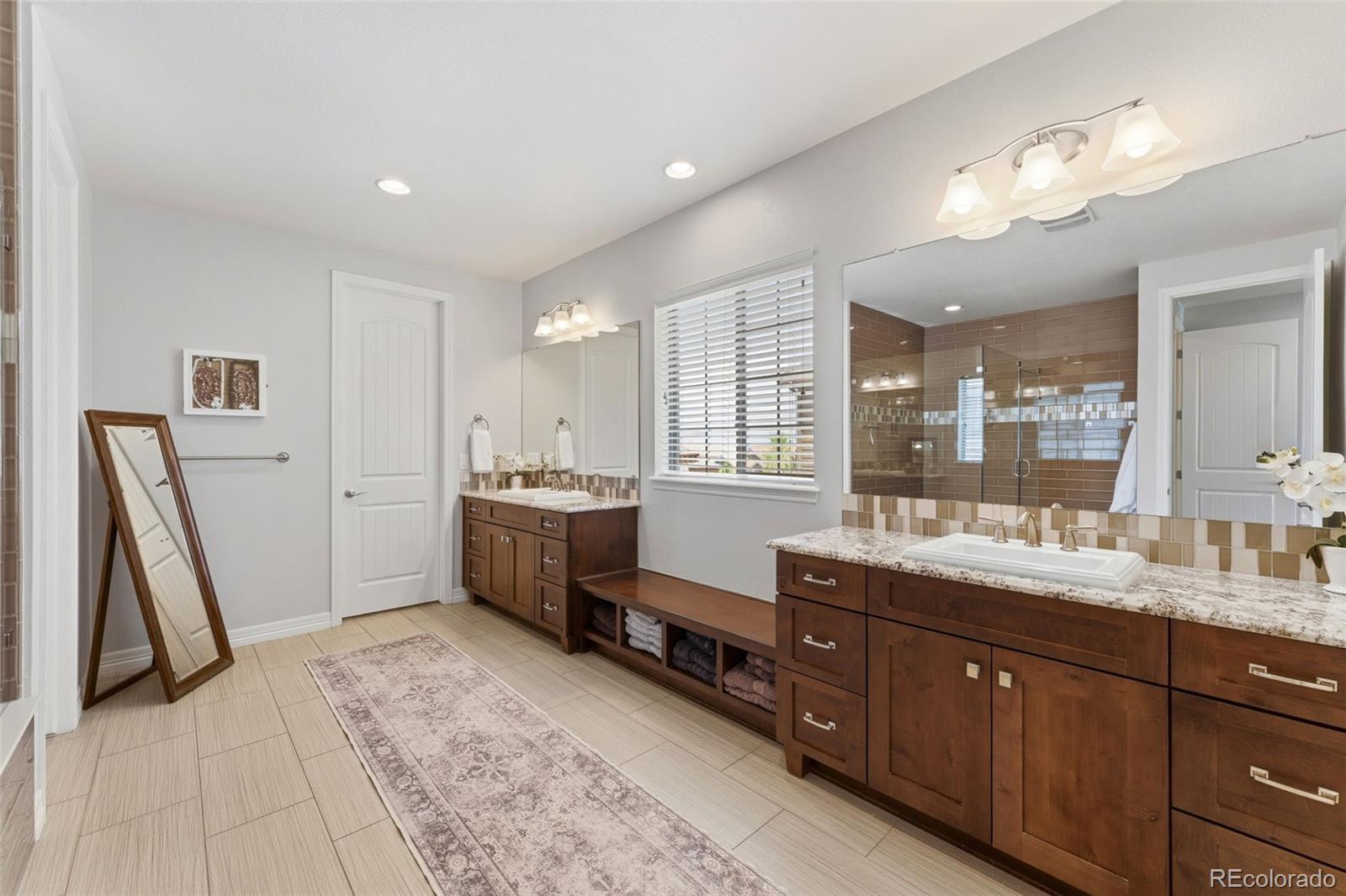 15992 Lookout Point Broomfield CO 80023