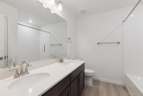 2144 S Ider Way Aurora CO 80018