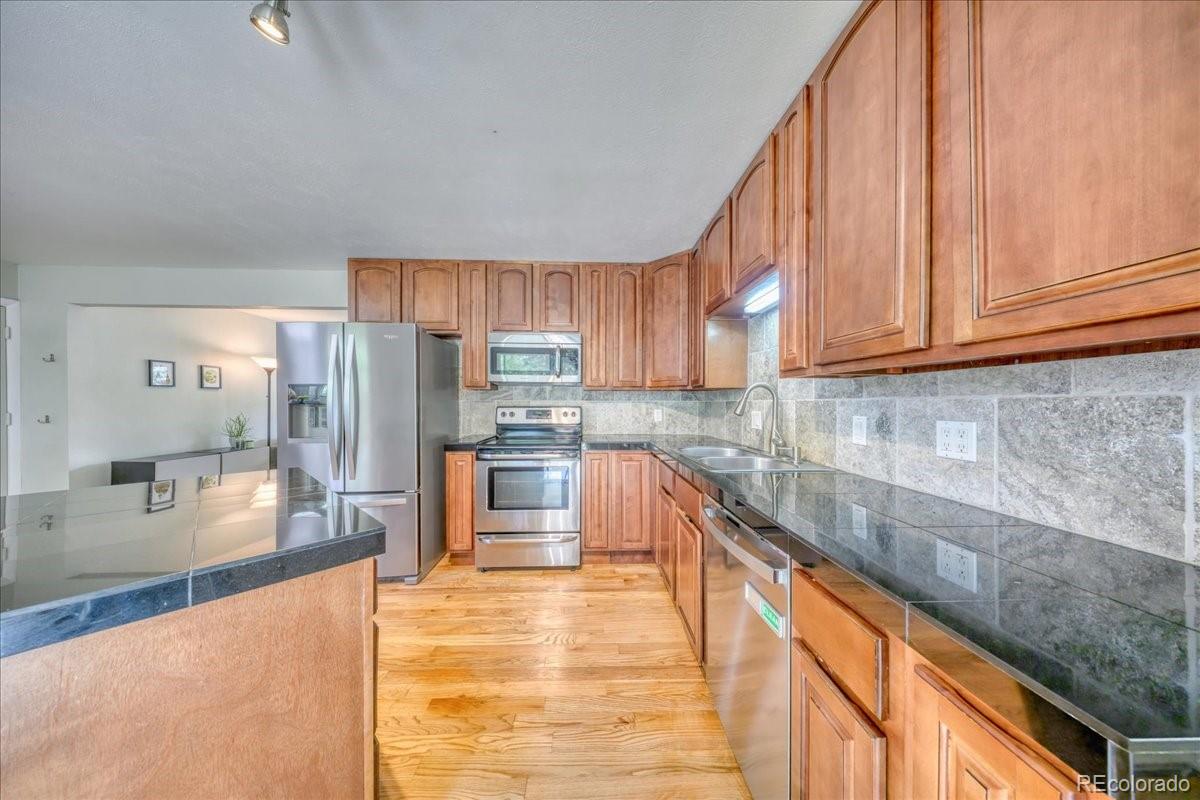 10975 W 68th Avenue Arvada CO 80004