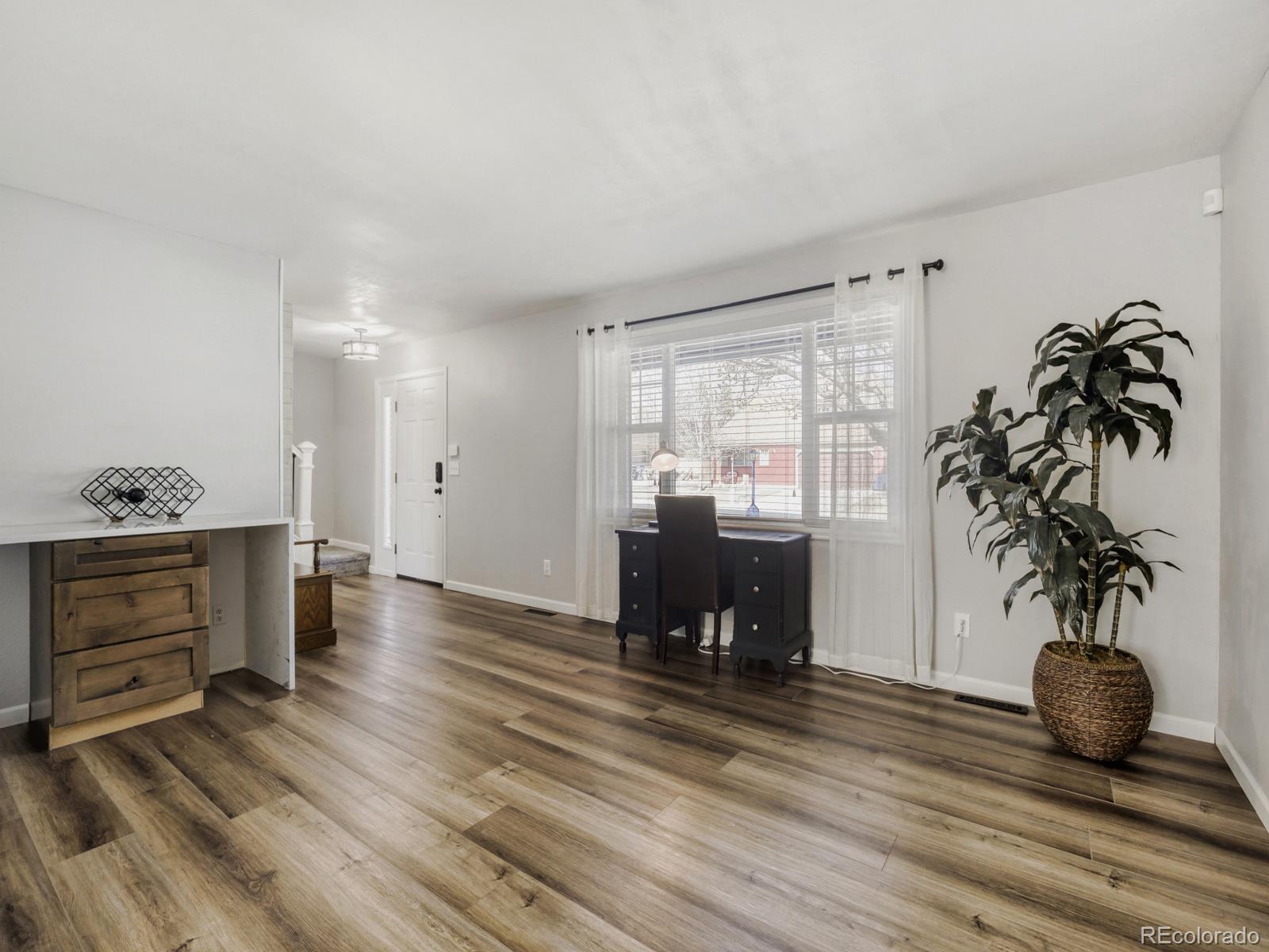 717 Elliott Street Longmont CO 80504