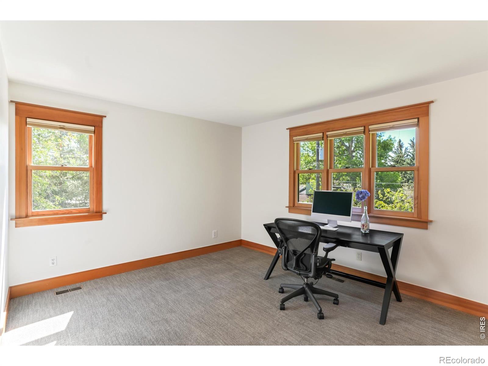 2076 Oak Avenue Boulder CO 80304