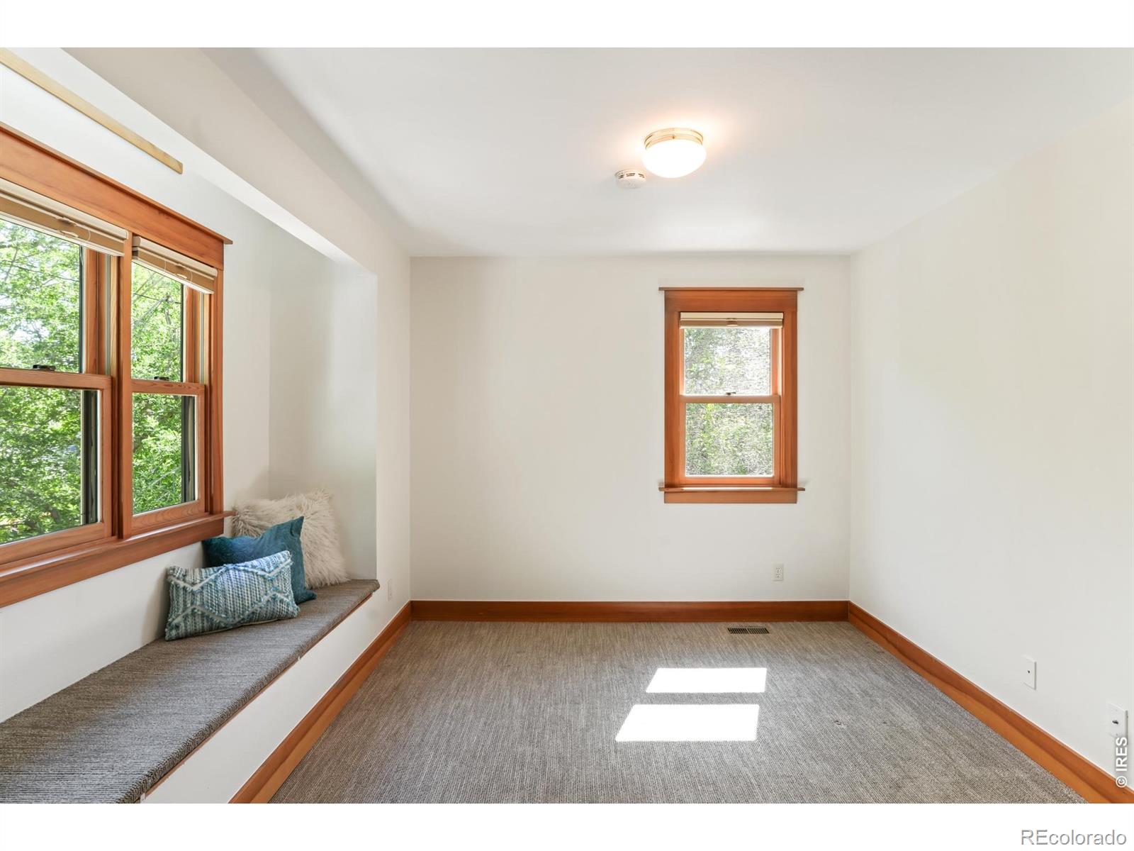 2076 Oak Avenue Boulder CO 80304