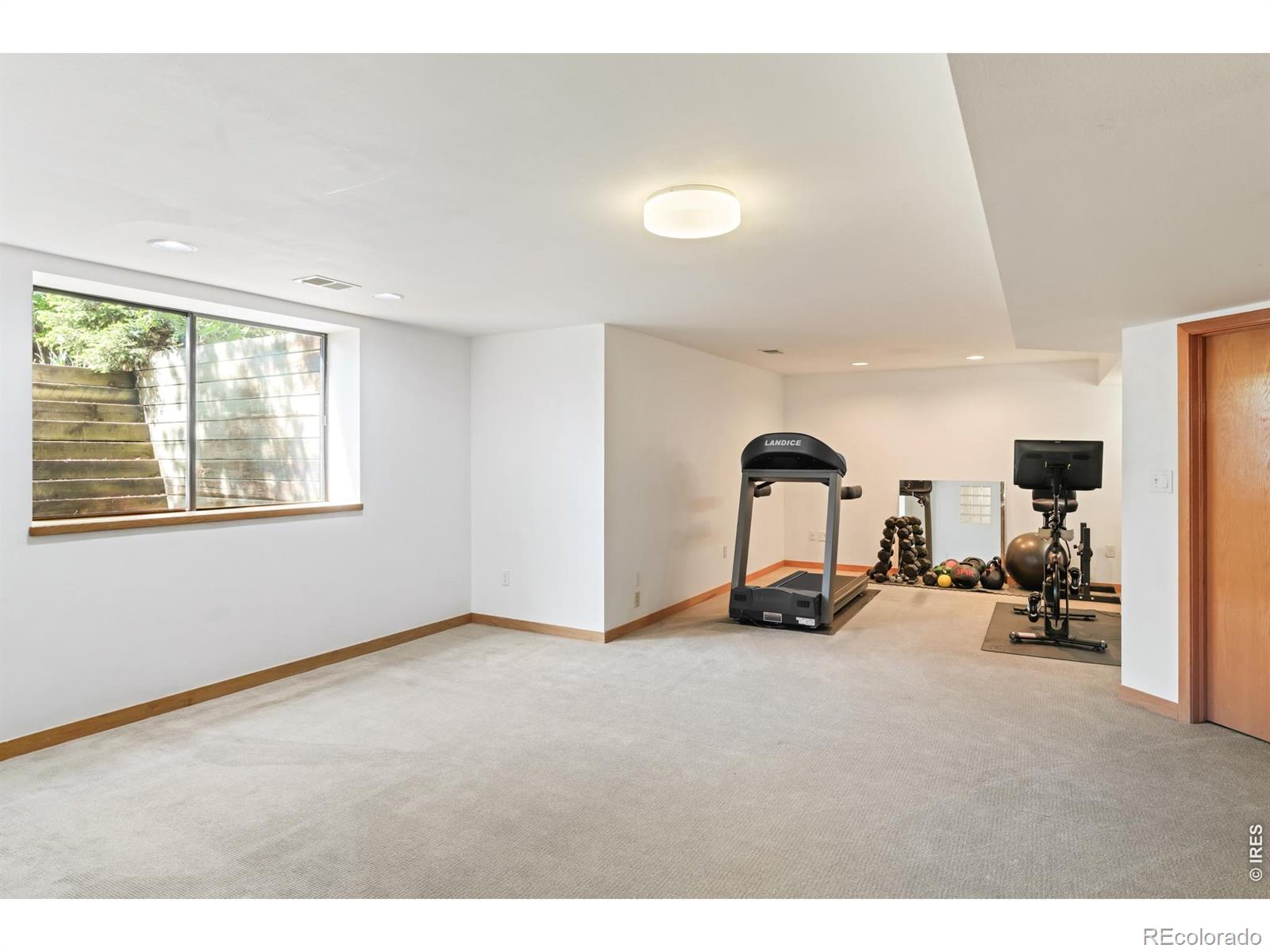 2076 Oak Avenue Boulder CO 80304