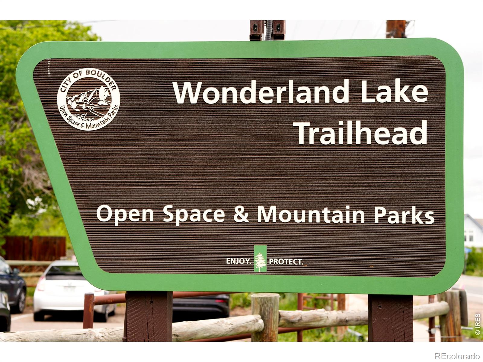 2076 Oak Avenue Boulder CO 80304