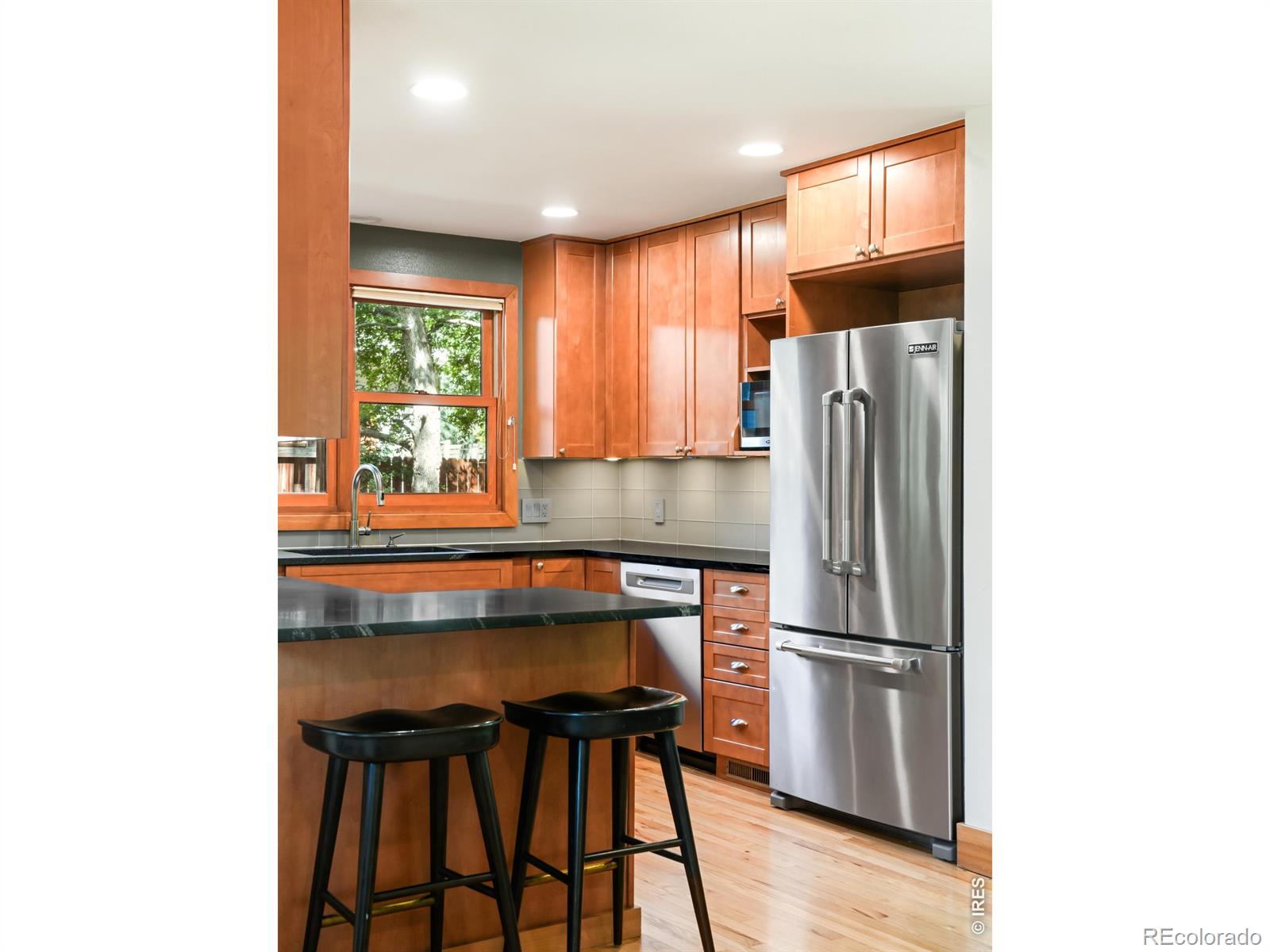 2076 Oak Avenue Boulder CO 80304
