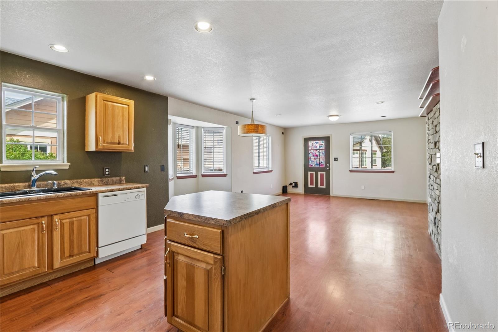 1322 Carriage Drive Longmont CO 80501