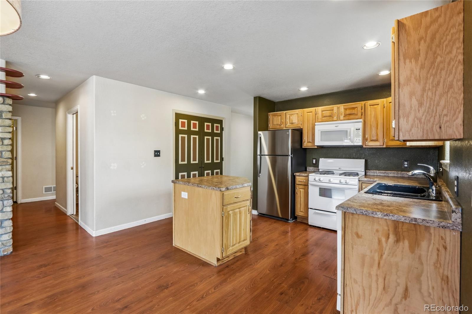 1322 Carriage Drive Longmont CO 80501