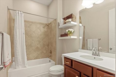 7790 S Queensburg Way Aurora CO 80016