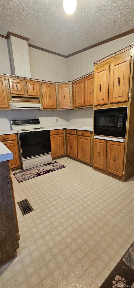 401 Iowa Avenue Seibert CO 80834