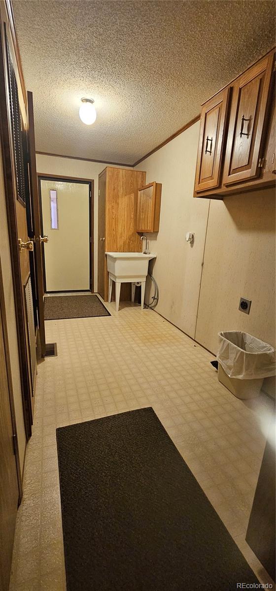 401 Iowa Avenue Seibert CO 80834