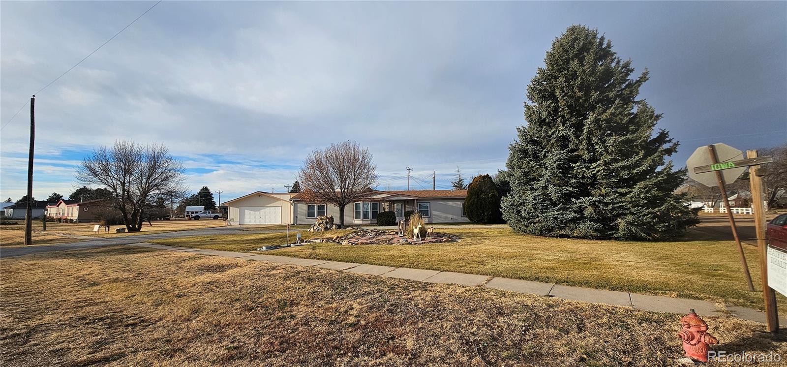 401 Iowa Avenue Seibert CO 80834